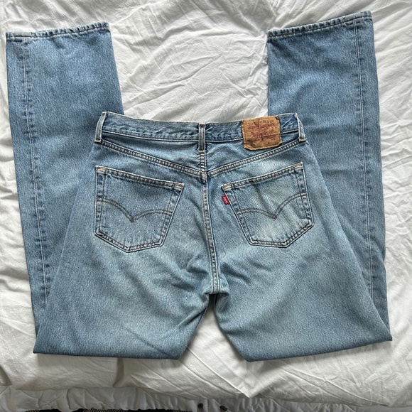 Authentic Vintage Levi’s 501 - Picture 2 of 12